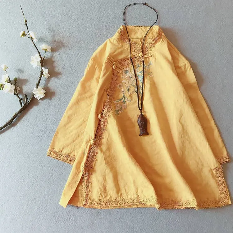 Qipao Blouse with Flower Embroidery